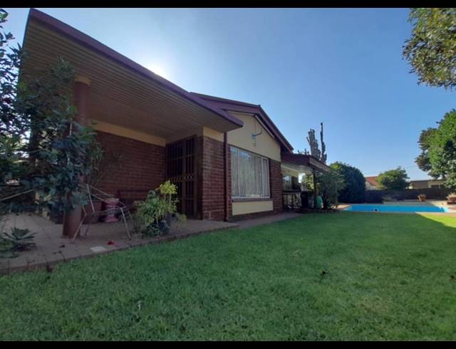 3 BEDROOM HOUSE FOR SALE IN DAL FOUCHE